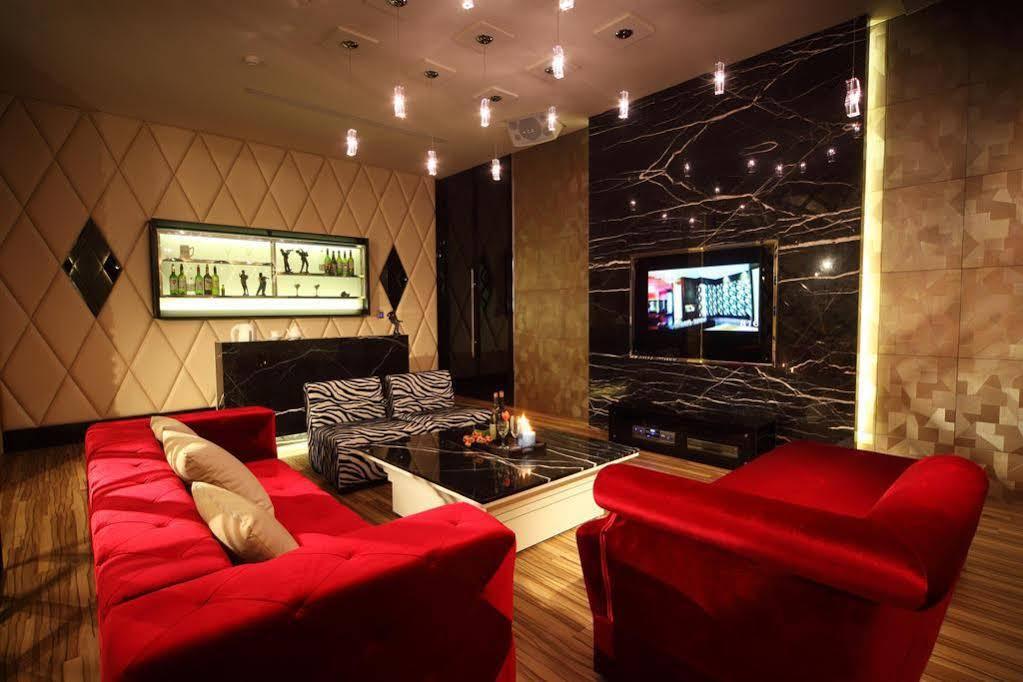 Wehome Motel Ταϊνάν Εξωτερικό φωτογραφία