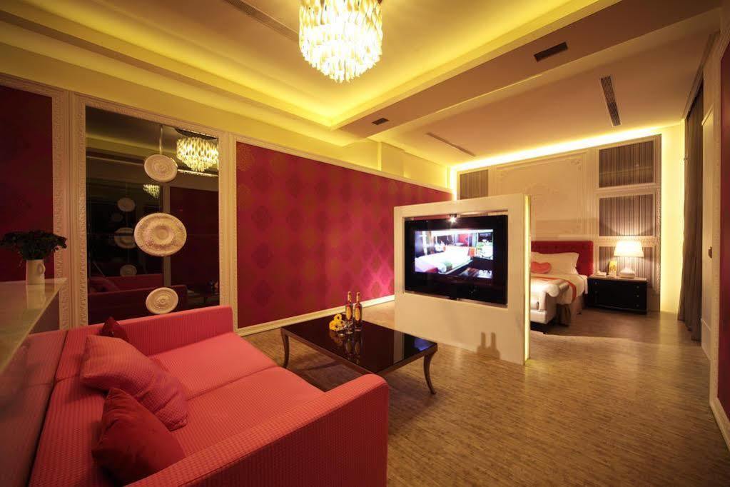 Wehome Motel Ταϊνάν Εξωτερικό φωτογραφία